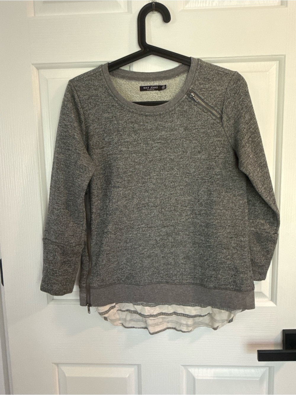 Max Jeans Gray Crewneck Sweatshirt with Layered Hem